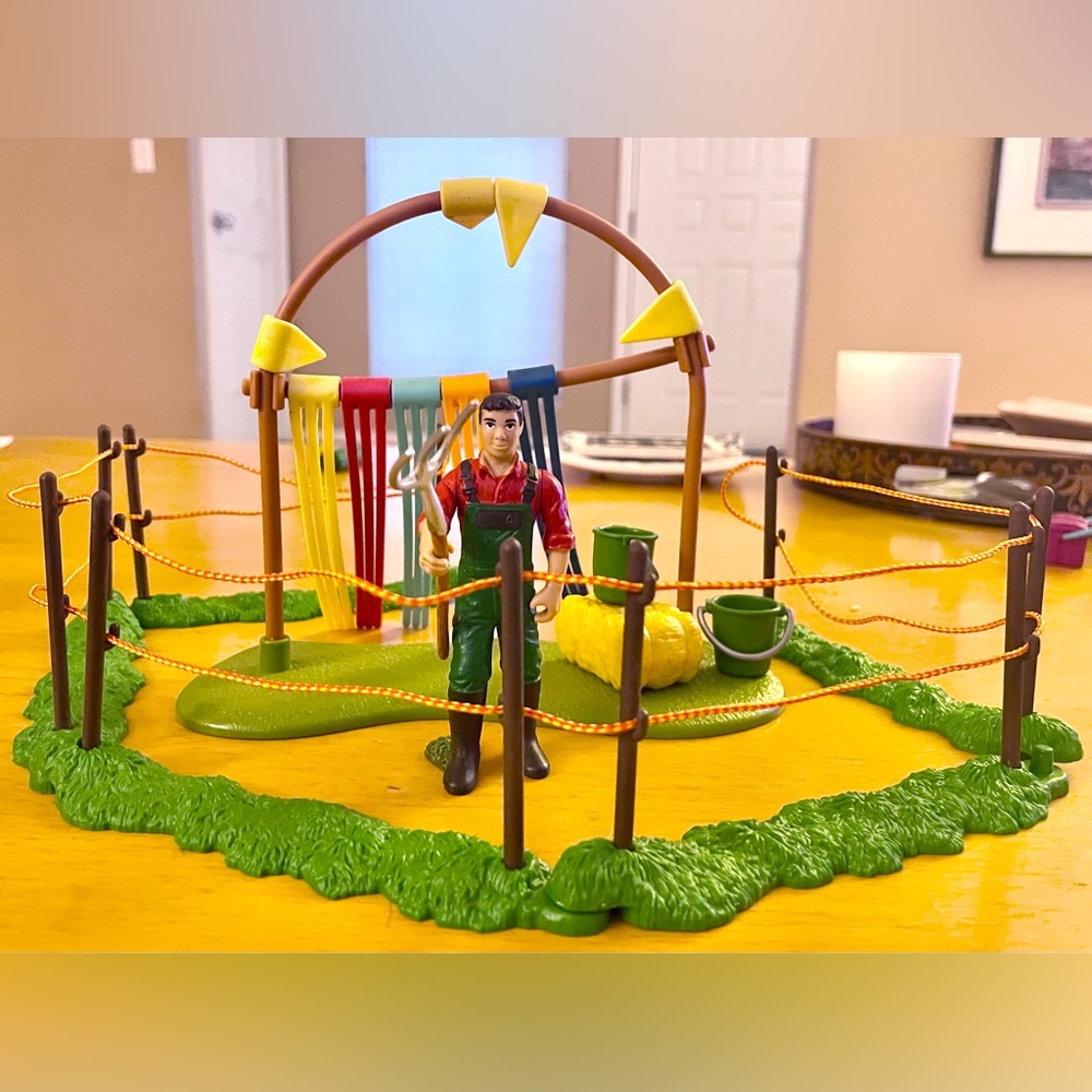 Schleich Piny Agility Pen + Farm Hand